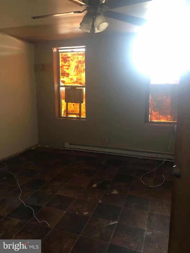 2914 Rutledge St, Philadelphia, PA 19134 - spare room featuring a ceiling fan