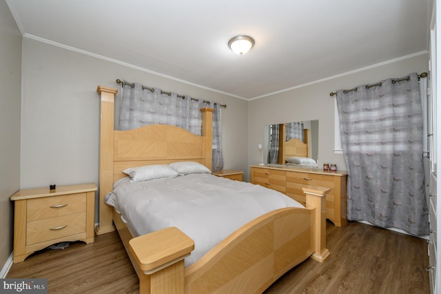 1075 Fireside Ave, Trenton, NJ 08618 - bedroom featuring wood finished floors and ornamental molding