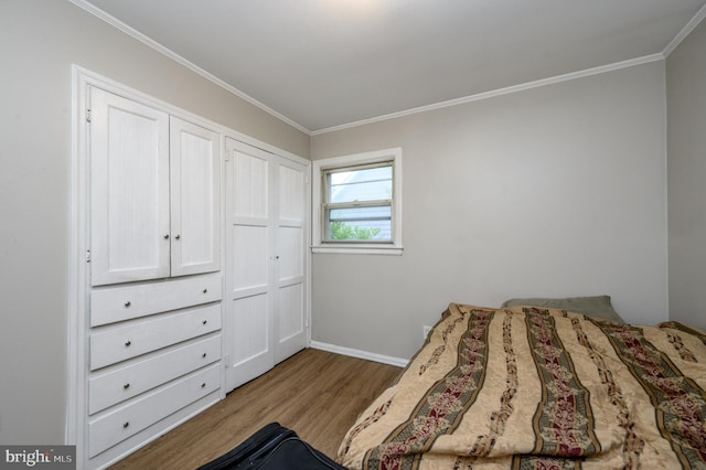 1075 Fireside Ave, Trenton, NJ 08618 - bedroom featuring wood finished floors and crown molding