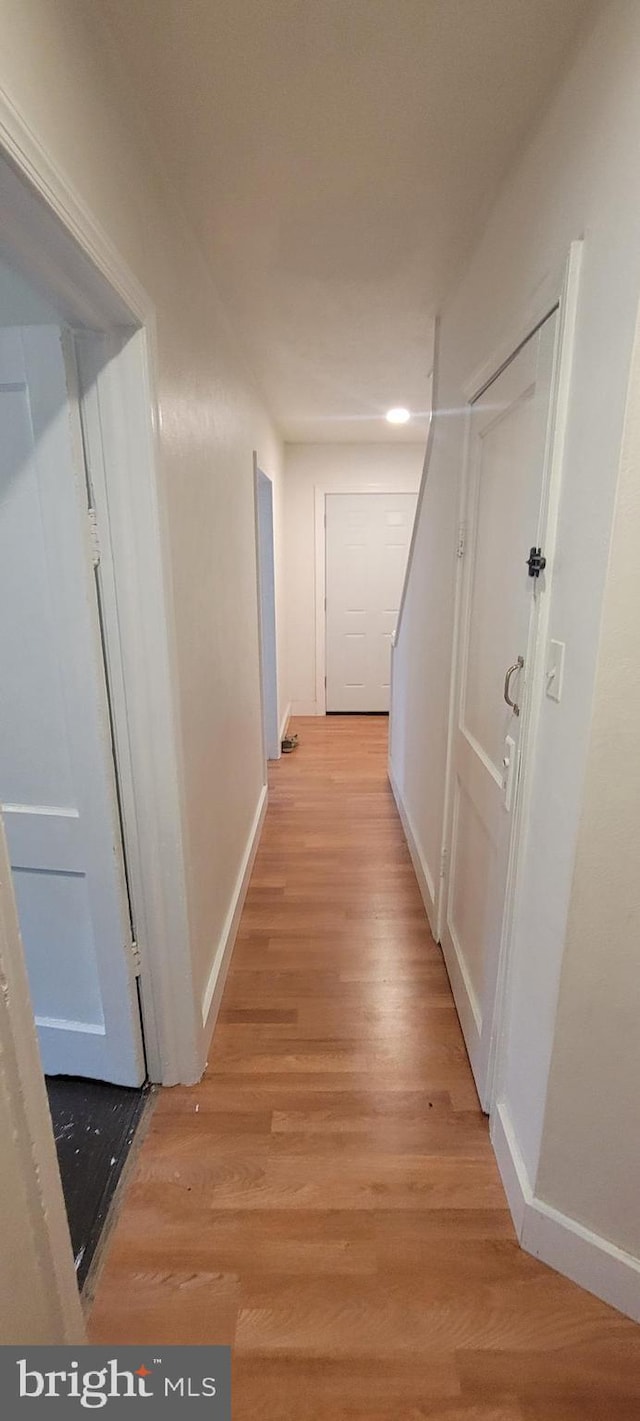 6752 Harding Hwy, Mays Landing, NJ 08330 - hallway featuring light wood-style floors and baseboards