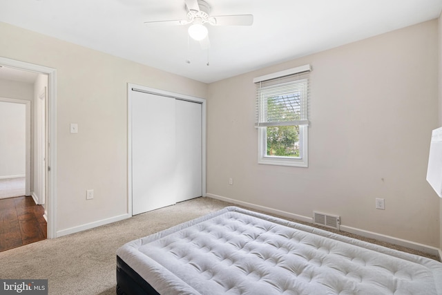 245 Spout Spring Ave, Lumberton, NJ 08048 - bedroom featuring carpet flooring, a closet, and a ceiling fan