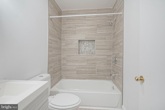 1549 S 8th St, Camden, NJ 08104 - bathroom with toilet, vanity, and shower / bath combination