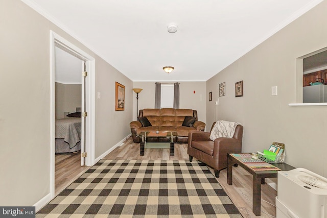 12535 Rockdale Rd, Clear Spring, MD 21722 - living area with light wood-style flooring and crown molding