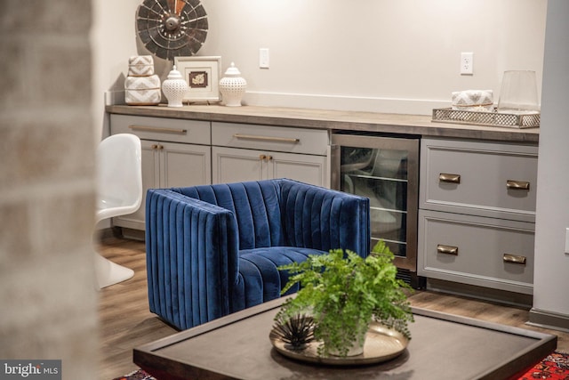 8 Rockland Vue Ct, Towson, MD 21204 - interior space featuring beverage cooler and wood finished floors