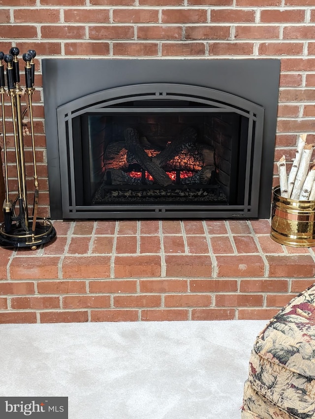 5 Alvin Ct, Stafford, VA 22556 - detailed view of a brick fireplace