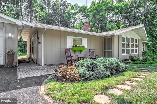 1534 Benton Hollow Rd, Drumore, PA 17518 - view of front of property featuring a chimney
