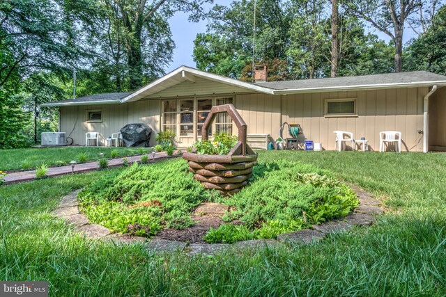 1534 Benton Hollow Rd, Drumore, PA 17518 - ranch-style house with a chimney and a front lawn