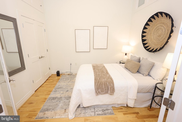 1622 19th St NW Unit 2, Washington, DC 20009 - bedroom featuring light wood-style floors