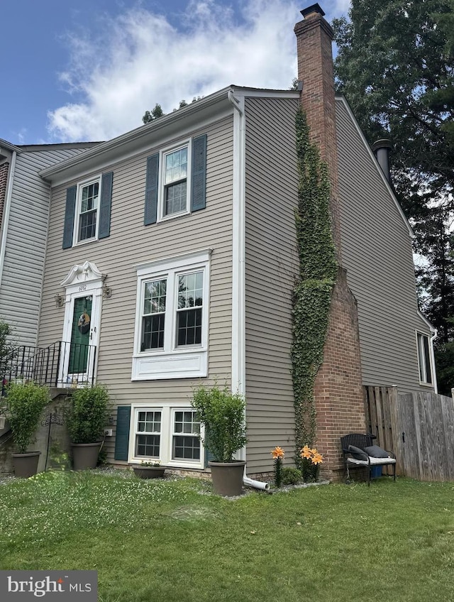 6082 Clay Spur Ct, Centreville, VA 20121 - view of front of house featuring a chimney