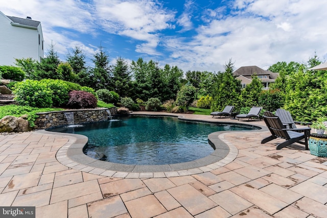 2004 Spring Ct, Mechanicsburg, PA 17055
