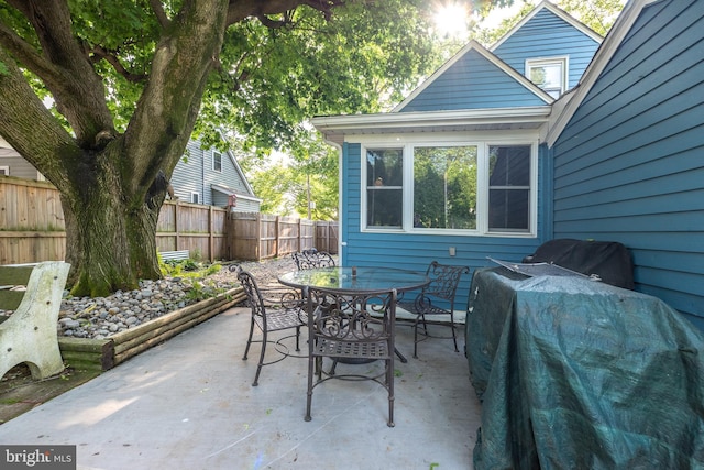 321 Willow Rd, Hellertown, PA 18055 - view of patio / terrace featuring outdoor dining area and grilling area