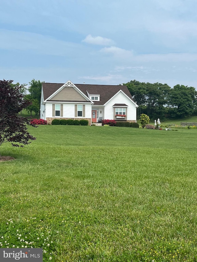 110 Chanterelle Ct, Stephens City, VA 22655 - single story home featuring a front yard