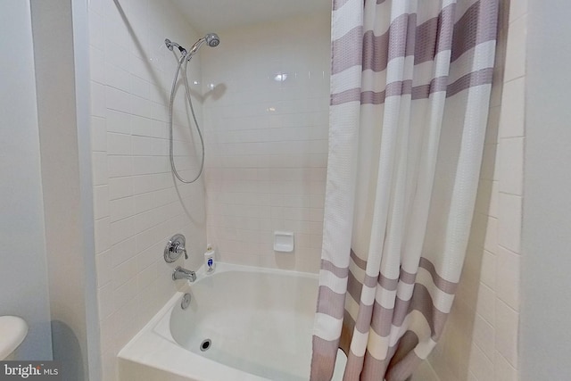 8878 Ashgrove House Ln, Vienna, VA 22182 - full bathroom featuring shower / bath combo and toilet