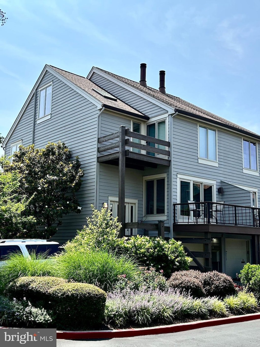 21 Chesapeake Lndg, Annapolis, MD 21403 - view of side of property featuring a balcony