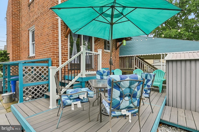 110 S Marlyn Ave, Essex, MD 21221 - view of wooden terrace