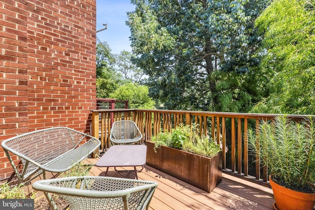 1850 Irving St NW, Washington, DC 20010 - view of wooden deck