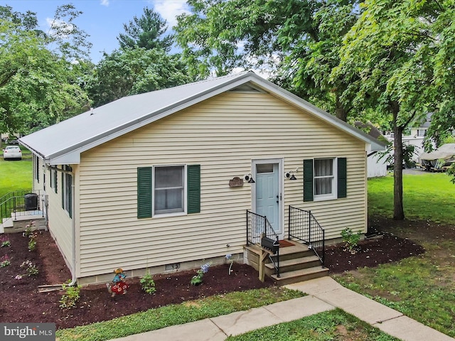 213 S 6th St, Denton, MD 21629 - bungalow-style home with crawl space