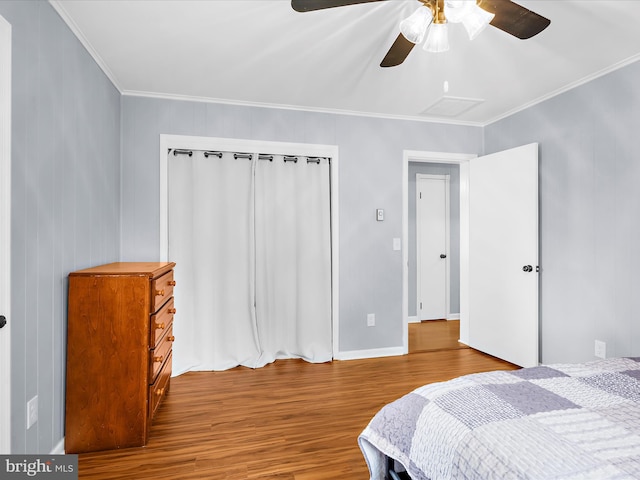 213 S 6th St, Denton, MD 21629 - bedroom with ornamental molding, wood finished floors, and a ceiling fan