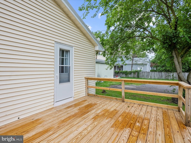 213 S 6th St, Denton, MD 21629 - view of wooden terrace
