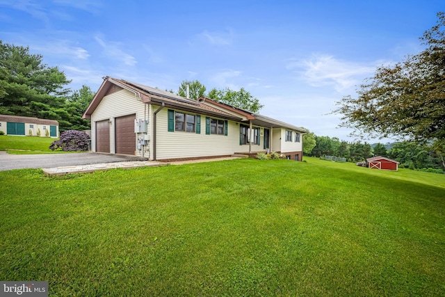 2997 Patapsco Rd, Finksburg, MD 21048 - ranch-style house with a front yard and asphalt driveway