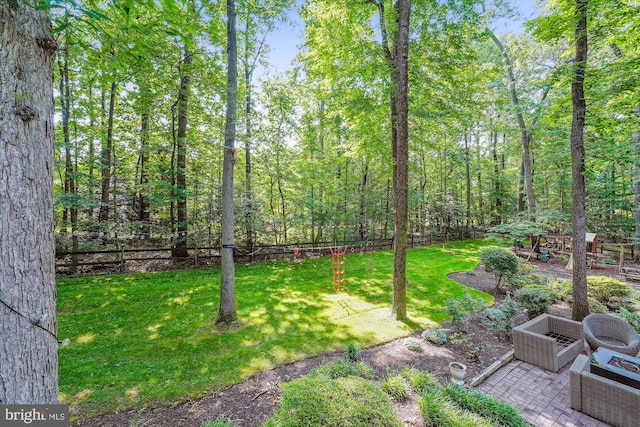 1399 Old Quincy Ln, Reston, VA 20194 - view of yard with a patio