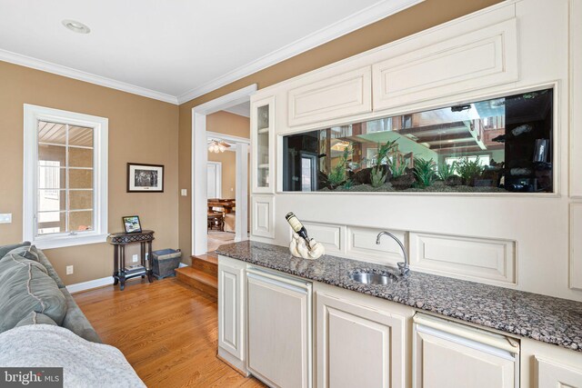 1214 Hunt Seat Dr, Lower Gwynedd, PA 19002 - bar with light wood-type flooring and ornamental molding