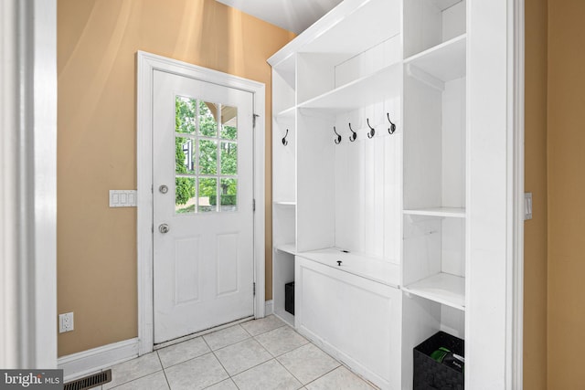 1214 Hunt Seat Dr, Lower Gwynedd, PA 19002 - mudroom featuring light tile patterned floors and baseboards