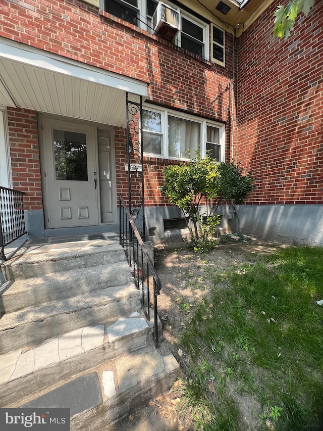 1206 Lakeshore Dr, Camden, NJ 08104 - entrance to property featuring brick siding and a porch