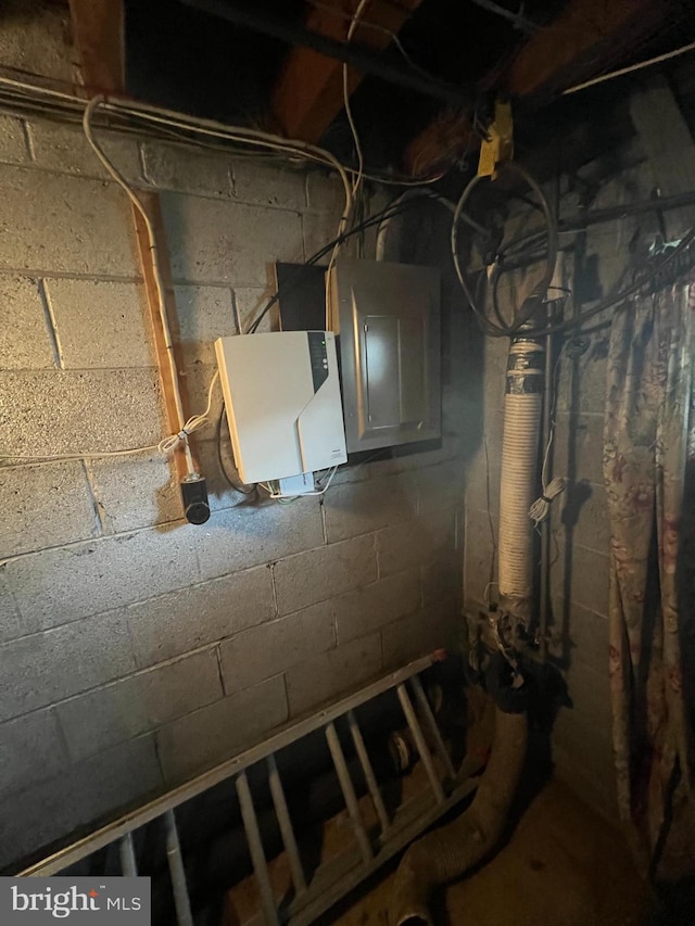 1206 Lakeshore Dr, Camden, NJ 08104 - below grade area with electric panel