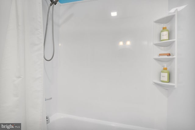 6212 Centaurus Ct, Burke, VA 22015 - full bath featuring shower / bathtub combination with curtain