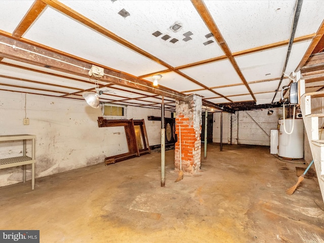 526 W Potomac St, Brunswick, MD 21716 - unfinished below grade area featuring water heater