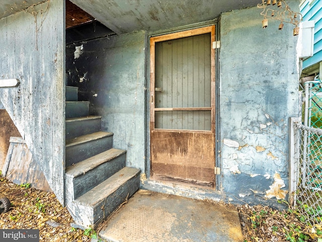 526 W Potomac St, Brunswick, MD 21716 - entrance to property