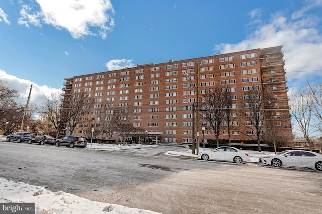 1900 Lyttonsville Rd Unit 818, Silver Spring, MD 20910 - view of apartment building / complex