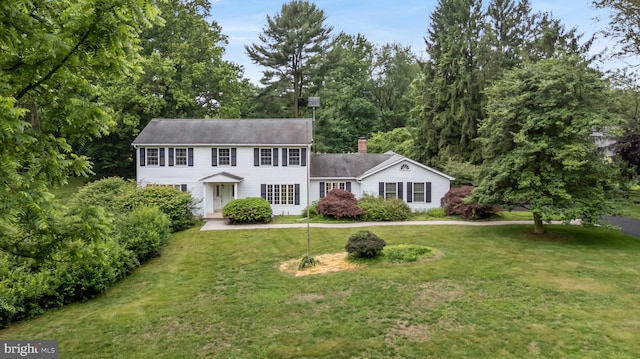 3 Lisa Ct, Elkton, MD 21921 - colonial inspired home featuring a front yard and a chimney
