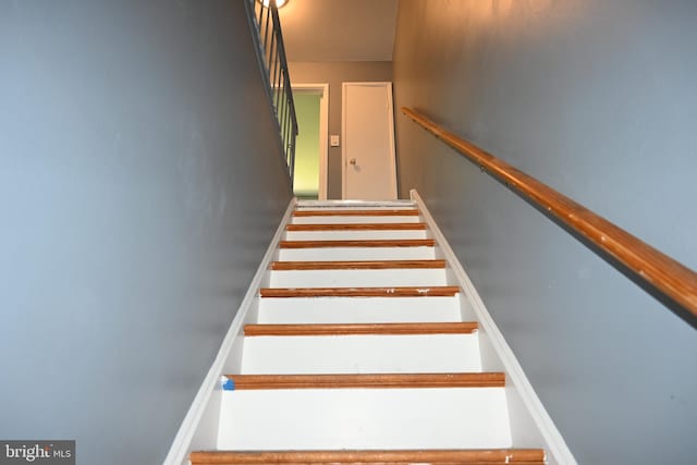 85 Park Vallei Ln Unit 85, Brookhaven, PA 19015 - view of staircase