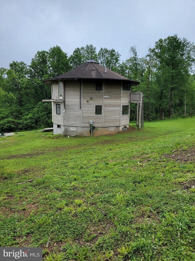 23 Shady Creek Ln, Mertztown, PA 19539 - view of property exterior with a yard and crawl space