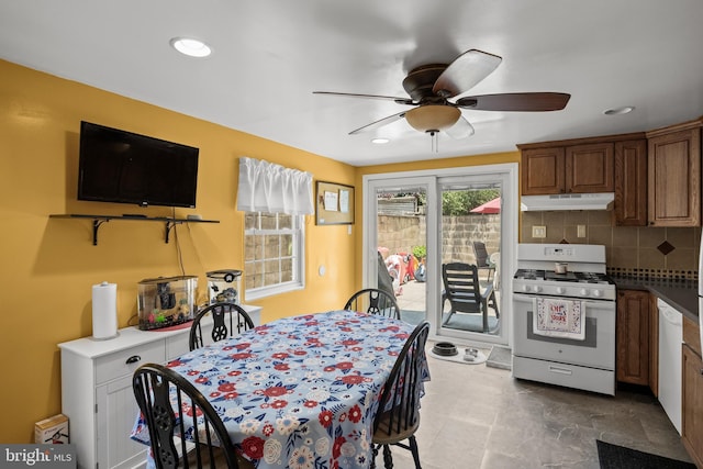 1621 E Hewson St, Philadelphia, PA 19125 - dining room with ceiling fan and recessed lighting