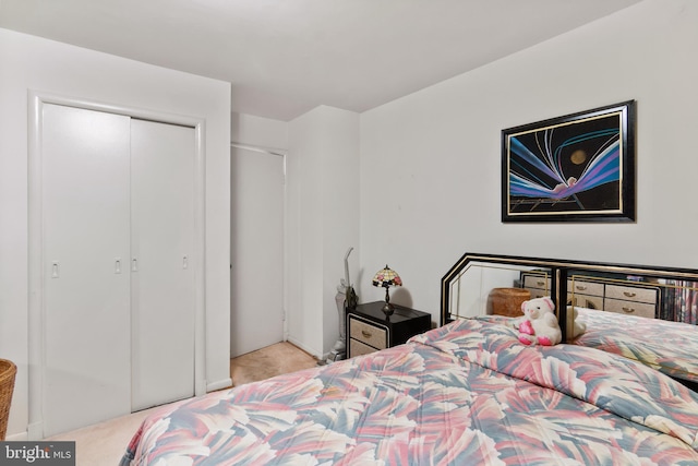 6602 8th Ave, Hyattsville, MD 20783 - bedroom with carpet flooring and a closet