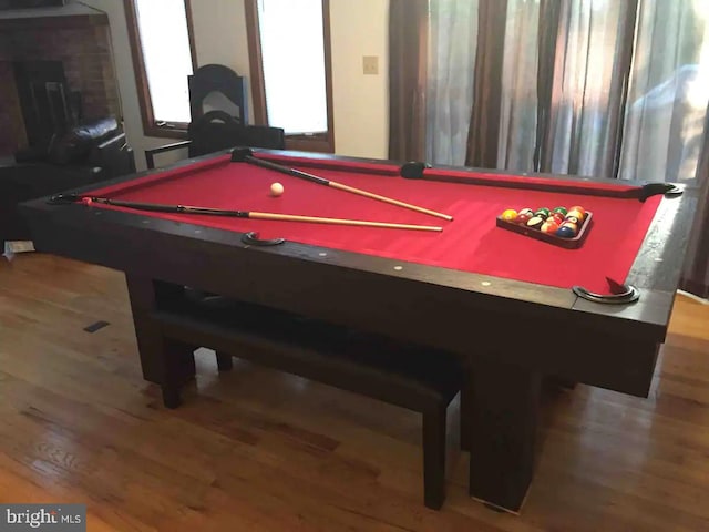 138 Banbury Dr, Bushkill, PA 18324 - game room featuring pool table, wood finished floors, and a fireplace