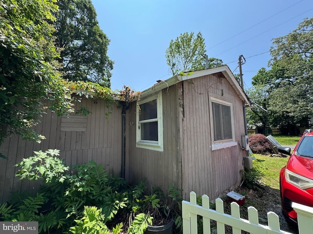 4725 Idlewilde Rd, Shady Side, MD 20764 - view of side of property