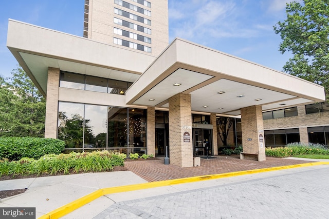 3709 S George Mason Dr Unit 604, Falls Church, VA 22041