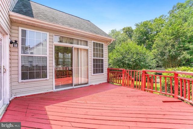 2363 Ashford Dr, Waldorf, MD 20603 - view of wooden terrace