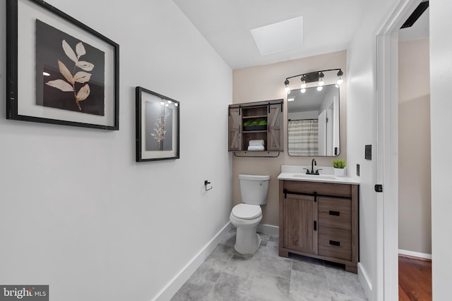 602 Sweet Brush Ct, Severna Park, MD 21146 - full bath with vanity, a skylight, and a shower with curtain