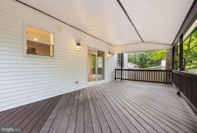 2725 S Sunset Ave, Williamstown, NJ 08094 - view of wooden terrace