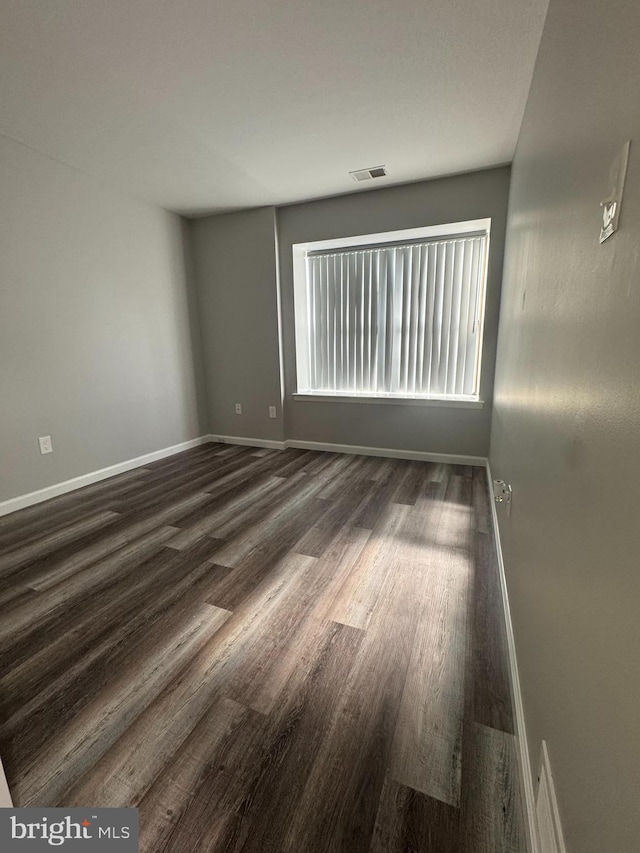 225 Barclay Ct, West Deptford, NJ 08051 - unfurnished room featuring dark wood finished floors and baseboards