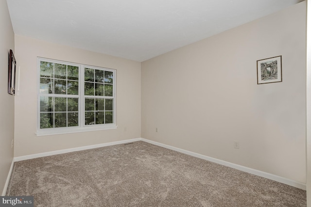 14 Cedarfield Dr, Gettysburg, PA 17325 - unfurnished room featuring baseboards and carpet