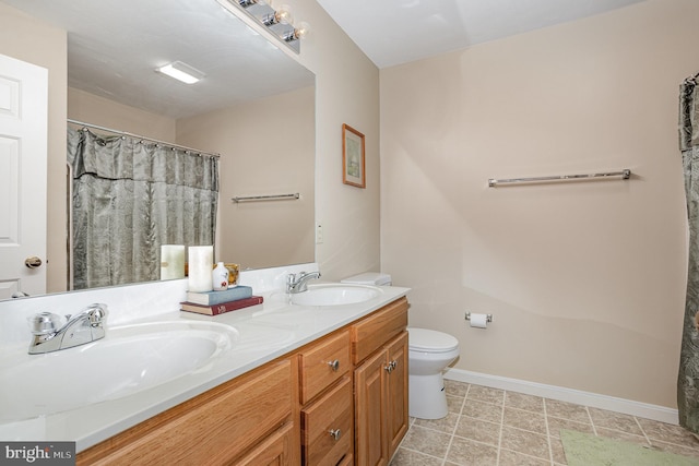 14 Cedarfield Dr, Gettysburg, PA 17325 - bathroom with double vanity and a shower with curtain