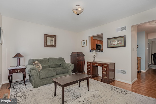 14 Cedarfield Dr, Gettysburg, PA 17325 - living room with wood finished floors