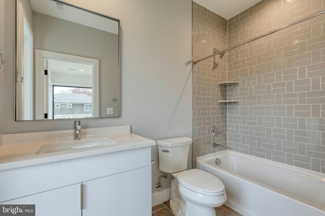 6400 26th St N, Arlington, VA 22207 - bathroom with vanity and tub / shower combination