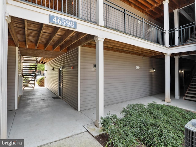 46598 Drysdale Ter Unit 302, Sterling, VA 20165 - view of parking / parking lot